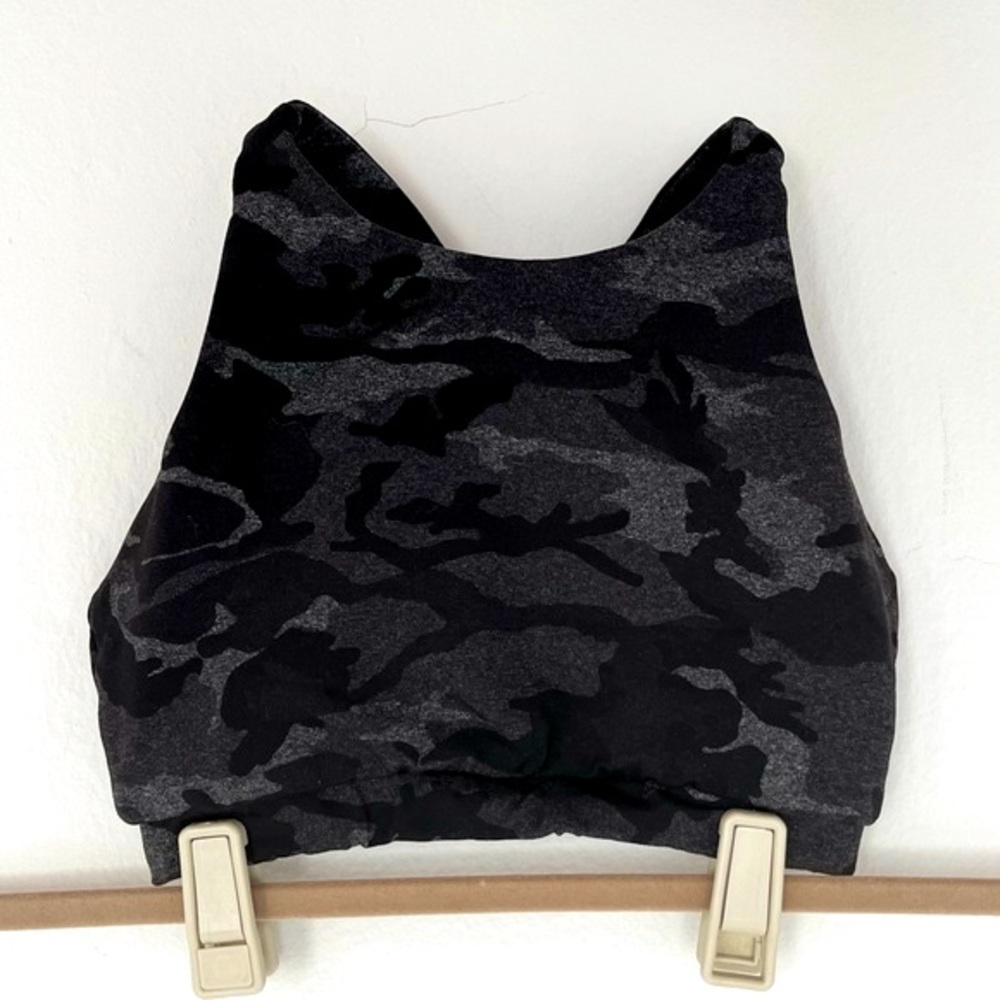 STRUT-THIS Racer-Back Sports Bra - Picture 2 of 2